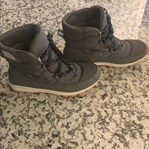 🆕 Sorel Whitney Short Lace Waterproof Boots